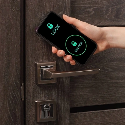Lakeland vivint connected smart lock